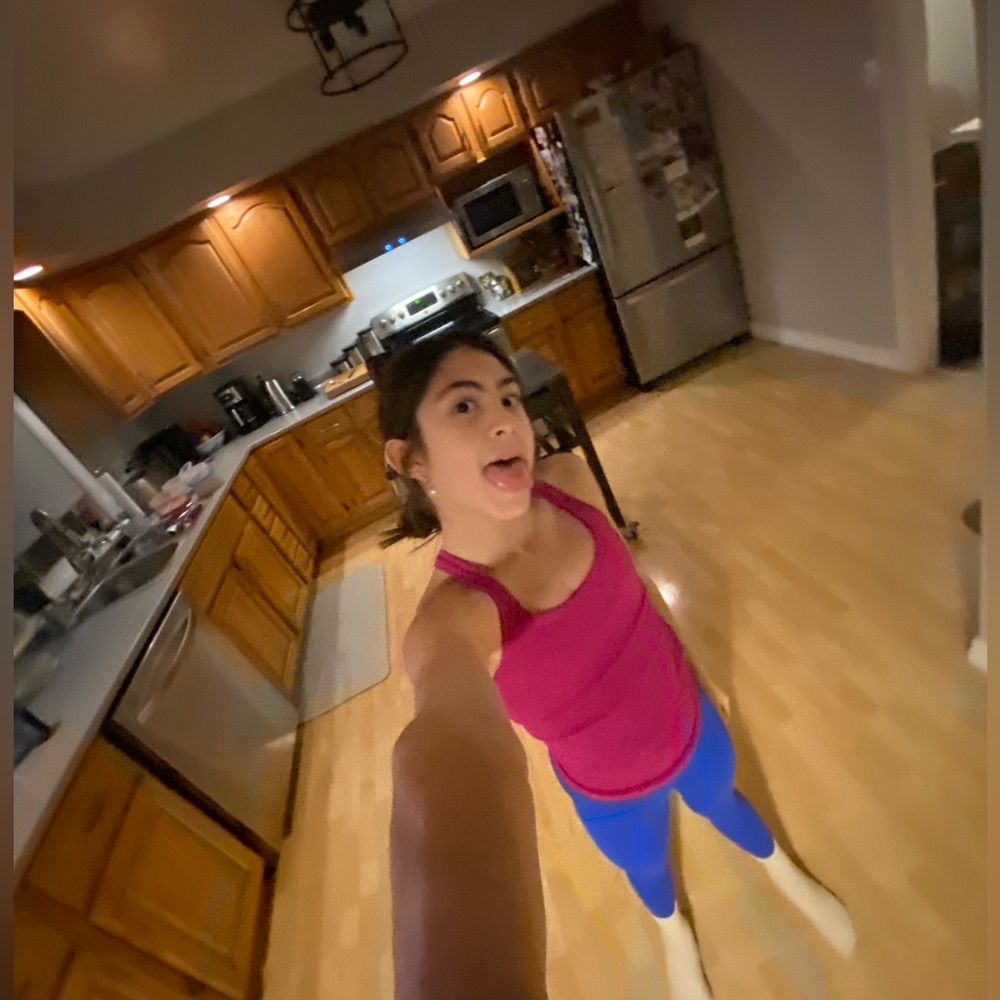 Meet your Posher, Gabriella